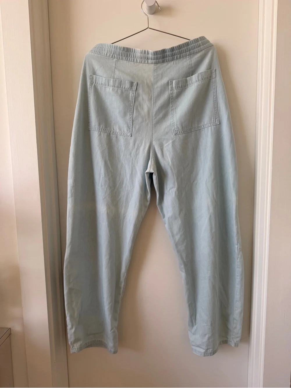 La Ligne_ Dorian Cotton Chambray Barrel Leg Pants, M, like new - Picture 8 of 9